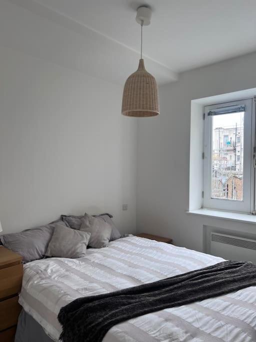 Central , Bright And Modern Flat Up To 4 People London Exterior photo